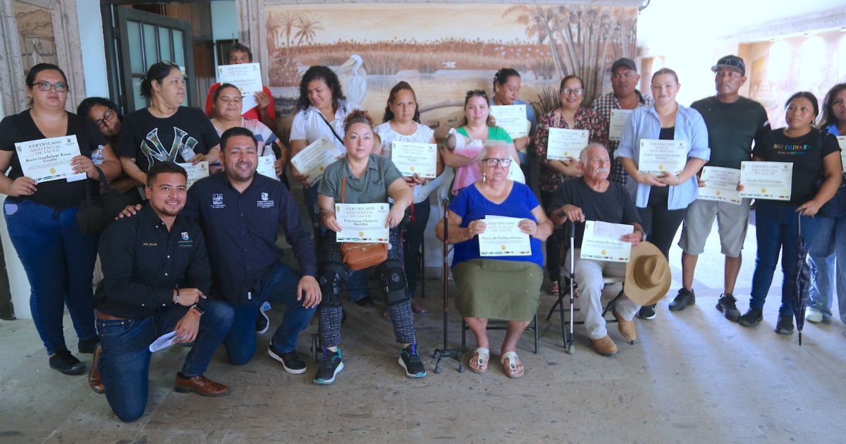 brindan-apoyos-a-20-familias-los-cabos